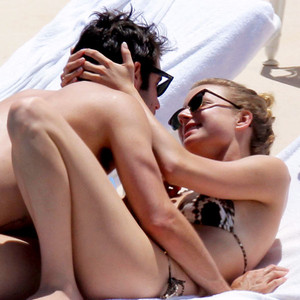 Emily VanCamp, Josh Bowman Emily VanCamp, Josh Bowman